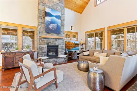 Living - 509 Becker Ln, Dover, ID 83825 photo 1 of 4