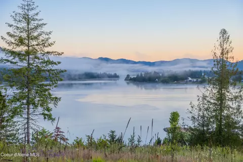 Nna Woodchuck Dr, Priest River, ID 83856