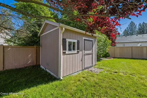 Exterior - 2285 E Stonebridge Ct, Post Falls, ID 83854 photo 6 of 12