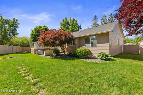 Exterior - 2285 E Stonebridge Ct, Post Falls, ID 83854 photo 7 of 12