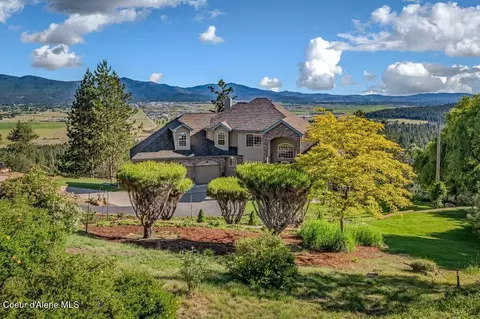 10715 N Payment Peak Rd, Hauser, ID 83854