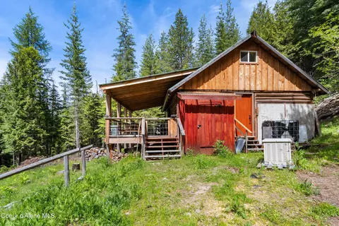 Exterior - 40 Laid Back Dr, Sandpoint, ID 83864 photo 7 of 15