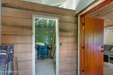 Entry Way - 40 Laid Back Dr, Sandpoint, ID 83864 photo 1 of 2