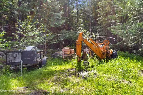Exterior - 40 Laid Back Dr, Sandpoint, ID 83864 photo 12 of 15
