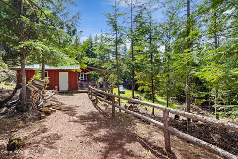 Exterior - 40 Laid Back Dr, Sandpoint, ID 83864 photo 10 of 15
