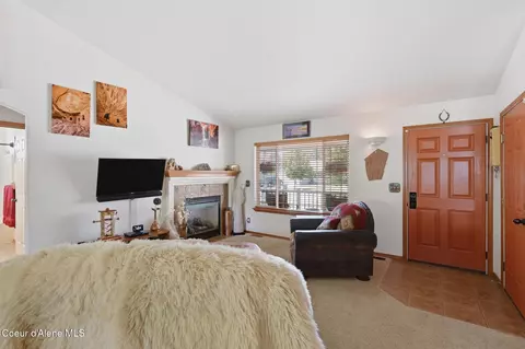 Entry Way - 1460 N Willamette Dr, Post Falls, ID 83854 photo 1 of 1