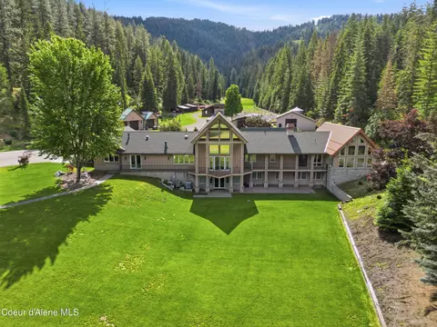 8850 E Fernan Lake Rd, Coeur D'alene, ID 83814