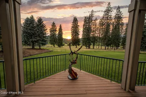 8850 E Fernan Lake Rd, Coeur D'alene, ID 83814