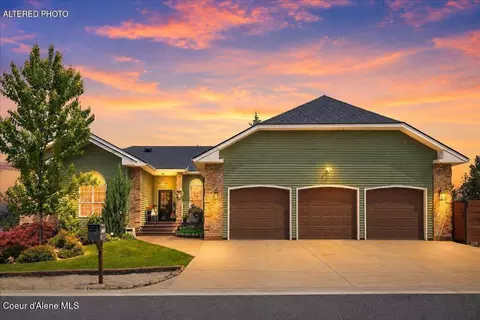 1219 E Loch Haven Dr, Hayden, ID 83835