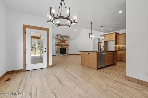 Dining - 12664 E Howard Rd, Athol, ID 83801 photo 1 of 1