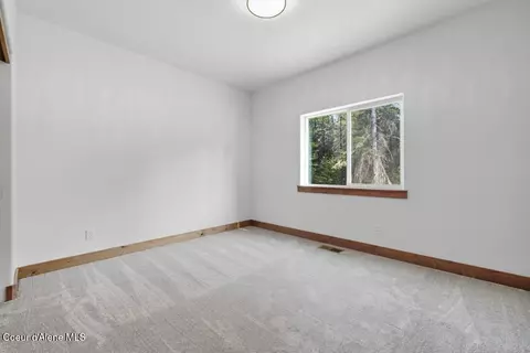 Bedroom - 12664 E Howard Rd, Athol, ID 83801 photo 7 of 8