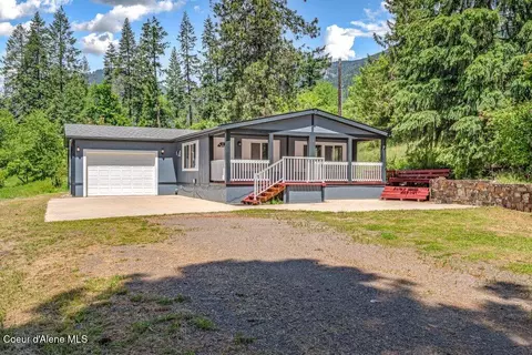 2075 Denton Rd, Hope, ID 83836