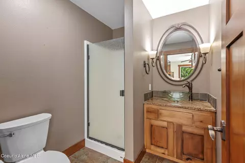 Bath - 3075 E York Ct, Hayden, ID 83835 photo 1 of 5