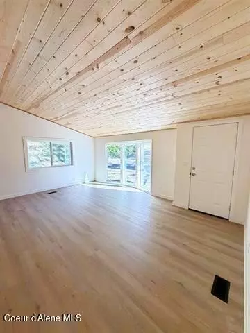 Living - 151 View Rd, Kamiah, ID 83536 photo 3 of 4