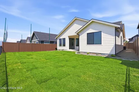Exterior - 3383 N Blaze Loop, Post Falls, ID 83854 photo 6 of 7