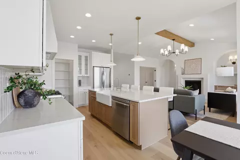 Kitchen - 3383 N Blaze Loop, Post Falls, ID 83854 photo 8 of 11