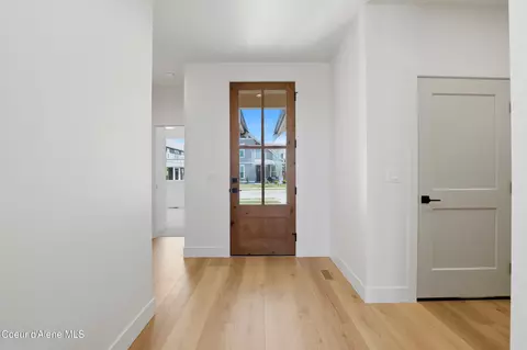Entry Way - 3383 N Blaze Loop, Post Falls, ID 83854 photo 2 of 7