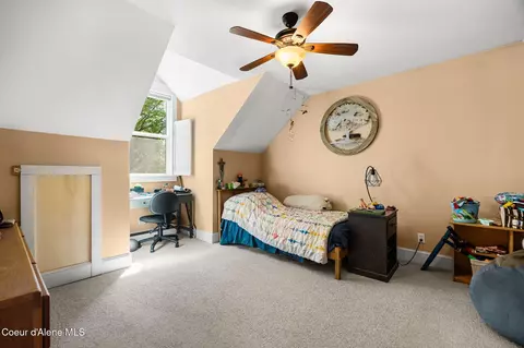 Bedroom - 707 N Forest Ave, Sandpoint, ID 83864 photo 7 of 8