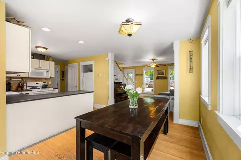 Dining - 707 N Forest Ave, Sandpoint, ID 83864 photo 2 of 3