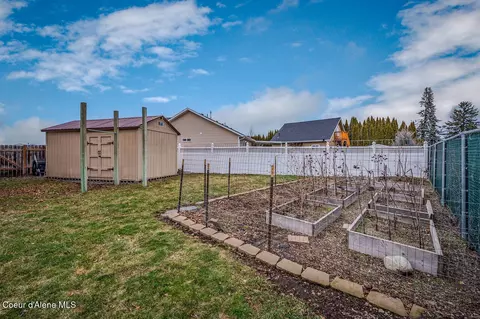 Exterior - 9499 N Macie Loop, Hayden, ID 83835 photo 7 of 9