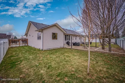 Exterior - 9499 N Macie Loop, Hayden, ID 83835 photo 4 of 9
