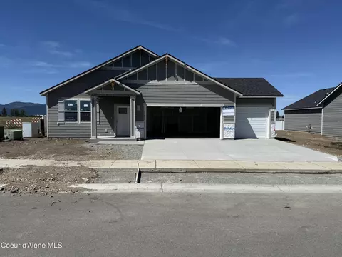 5267 E Aquila Ave, Post Falls, ID 83854