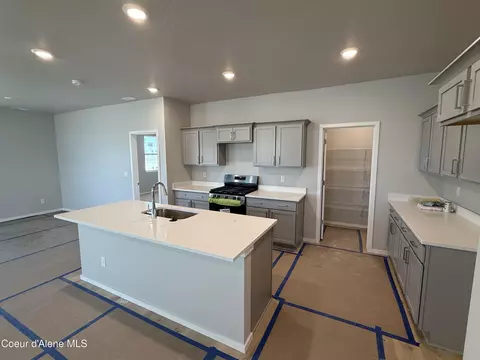 5267 E Aquila Ave, Post Falls, ID 83854 photo 2