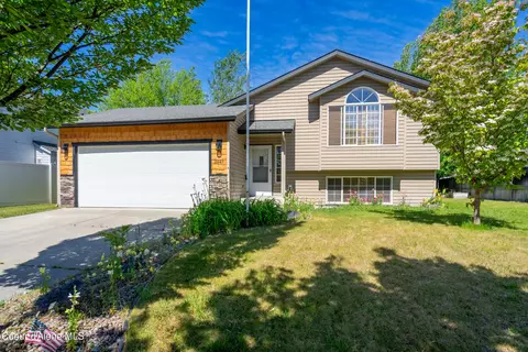 2347 N Bunchgrass Dr, Post Falls, ID 83854