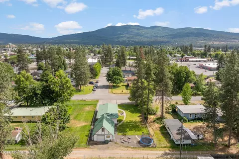 View/Area - 413 E 9th Ave, Post Falls, ID 83854 photo 3 of 6