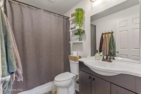 Bath - 413 E 9th Ave, Post Falls, ID 83854 photo 1 of 1