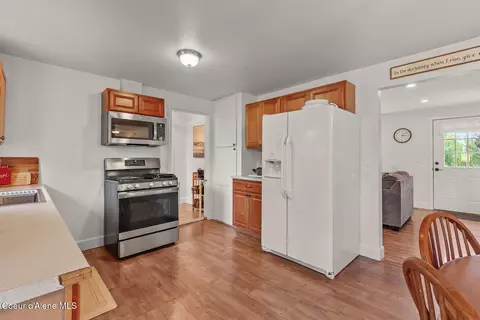 Kitchen - 413 E 9th Ave, Post Falls, ID 83854 photo 1 of 2