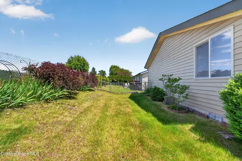 Exterior - 1816 Bounty Loop, Hayden, ID 83835 photo 3 of 5