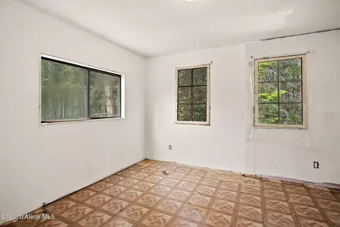 Bedroom - 963 Upper Samuels Rd, Sandpoint, ID 83864 photo 1 of 2