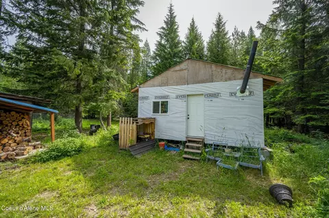 Exterior - 963 Upper Samuels Rd, Sandpoint, ID 83864 photo 9 of 12