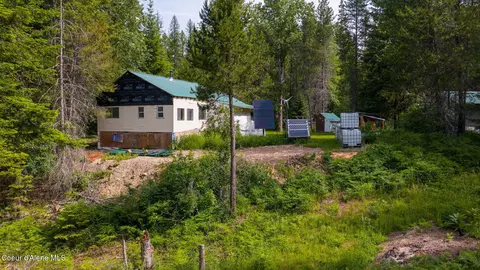 Exterior - 963 Upper Samuels Rd, Sandpoint, ID 83864 photo 6 of 12
