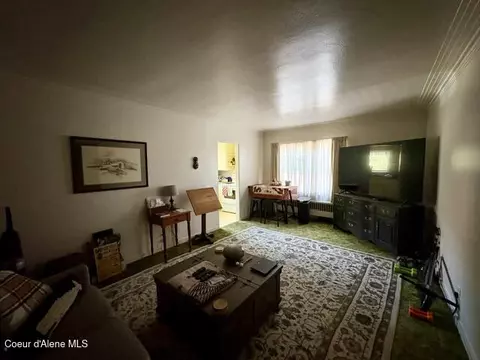 Living - 302 2nd St, Wallace, ID 83873 photo 4 of 12