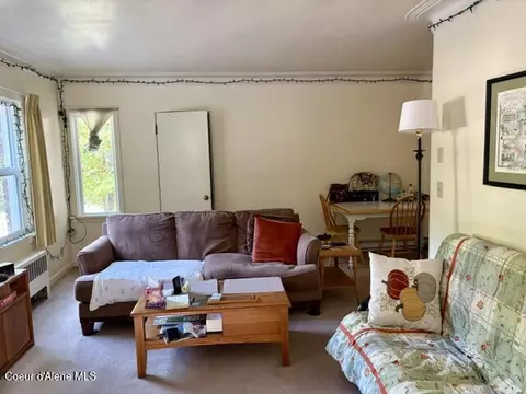 Living - 302 2nd St, Wallace, ID 83873 photo 2 of 12