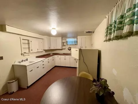 Kitchen - 302 2nd St, Wallace, ID 83873 photo 8 of 8