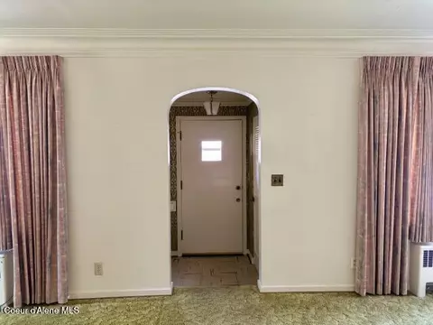 Entry Way - 302 2nd St, Wallace, ID 83873 photo 1 of 4