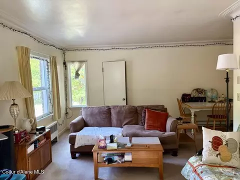 Living - 302 2nd St, Wallace, ID 83873 photo 1 of 12