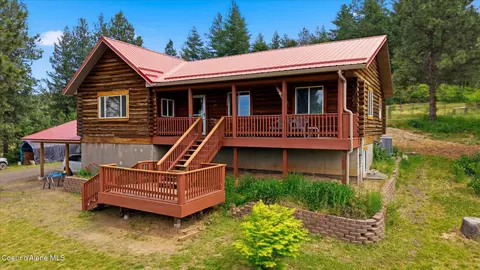 Exterior - 3132 Windfall Pass Rd, Plummer, ID 83851 photo 4 of 5
