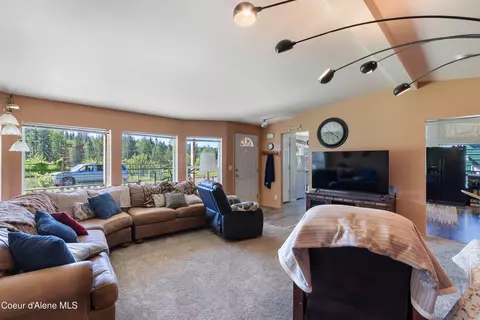 Living - 871 Foothill Dr, Athol, ID 83801 photo 3 of 3