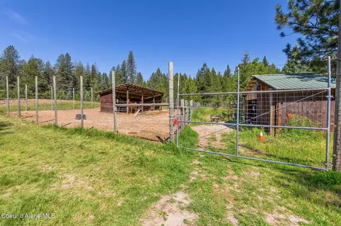 Exterior - 3657 Cocolalla Loop, Cocolalla, ID 83813 photo 5 of 8