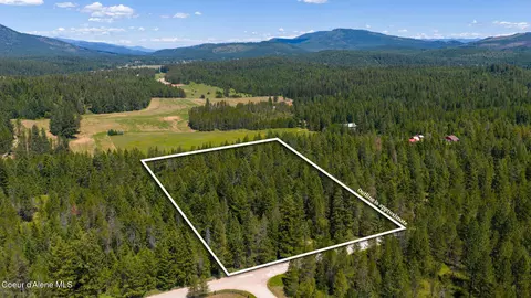 965 Trails End Rd, Athol, ID 83801