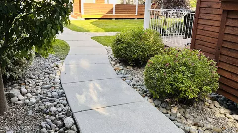 Exterior - 203 Pomrankey Ln, Dover, ID 83825 photo 4 of 12