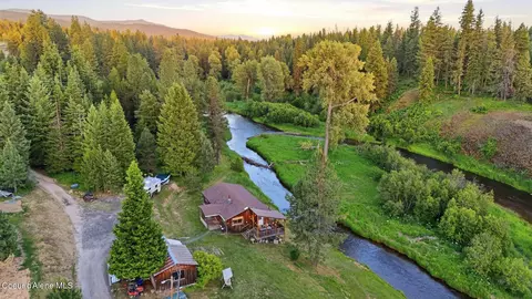 141 Brook Ln, Fernwood, ID 83830