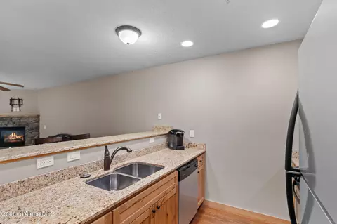 92 Lookout Peak Dr, Pinehurst, ID 83850 photo 10