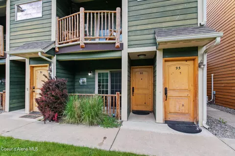 92 Lookout Peak Dr, Pinehurst, ID 83850 photo 1