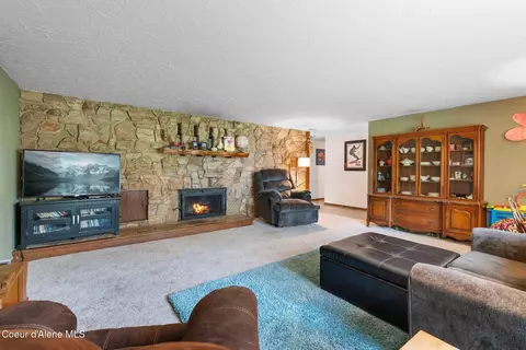 Living - 272 Hidden Spring Rd, Sandpoint, ID 83864 photo 3 of 3
