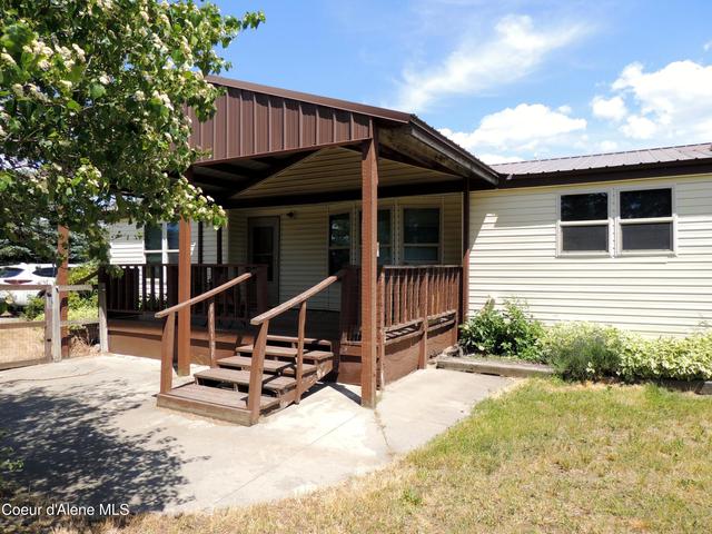15788 N Singer Rd, Rathdrum, ID 83858